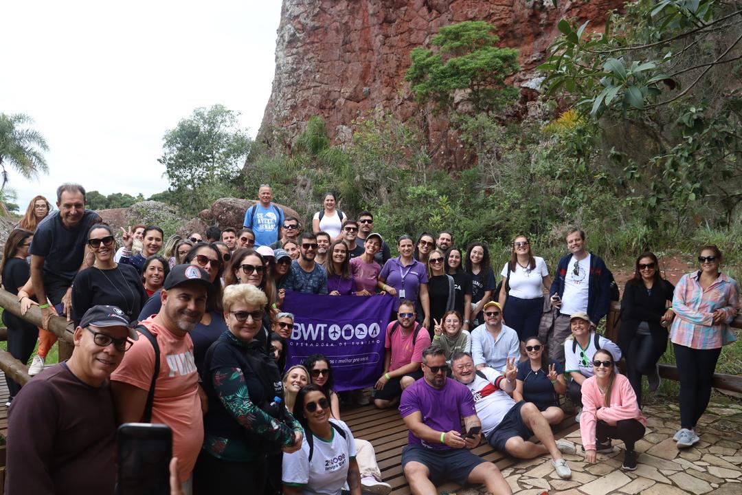 Agentes de viagens do Brasil conhecem produtos de experiências turísticas nos Campos Gerais