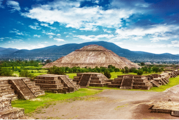 “Cidade dos Deuses”: Pirâmides de Teotihuacán reabrem suas portas ao turismo no México